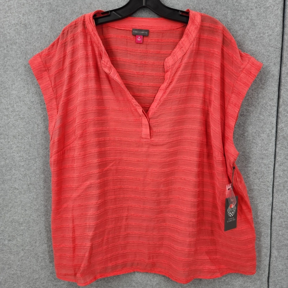 Vince Camuto Textured Split Neck Cap Sleeve Summer Swirl Top Womens‎ Size 1X NWT
